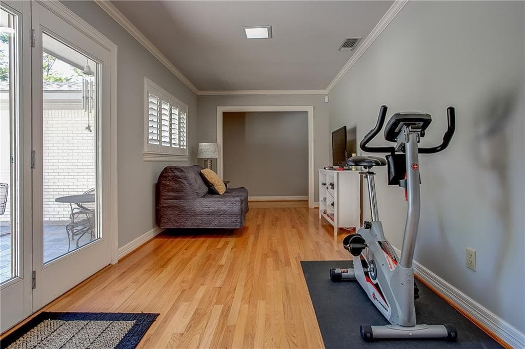 Fort Worth House: 4309 Sarita Drive
