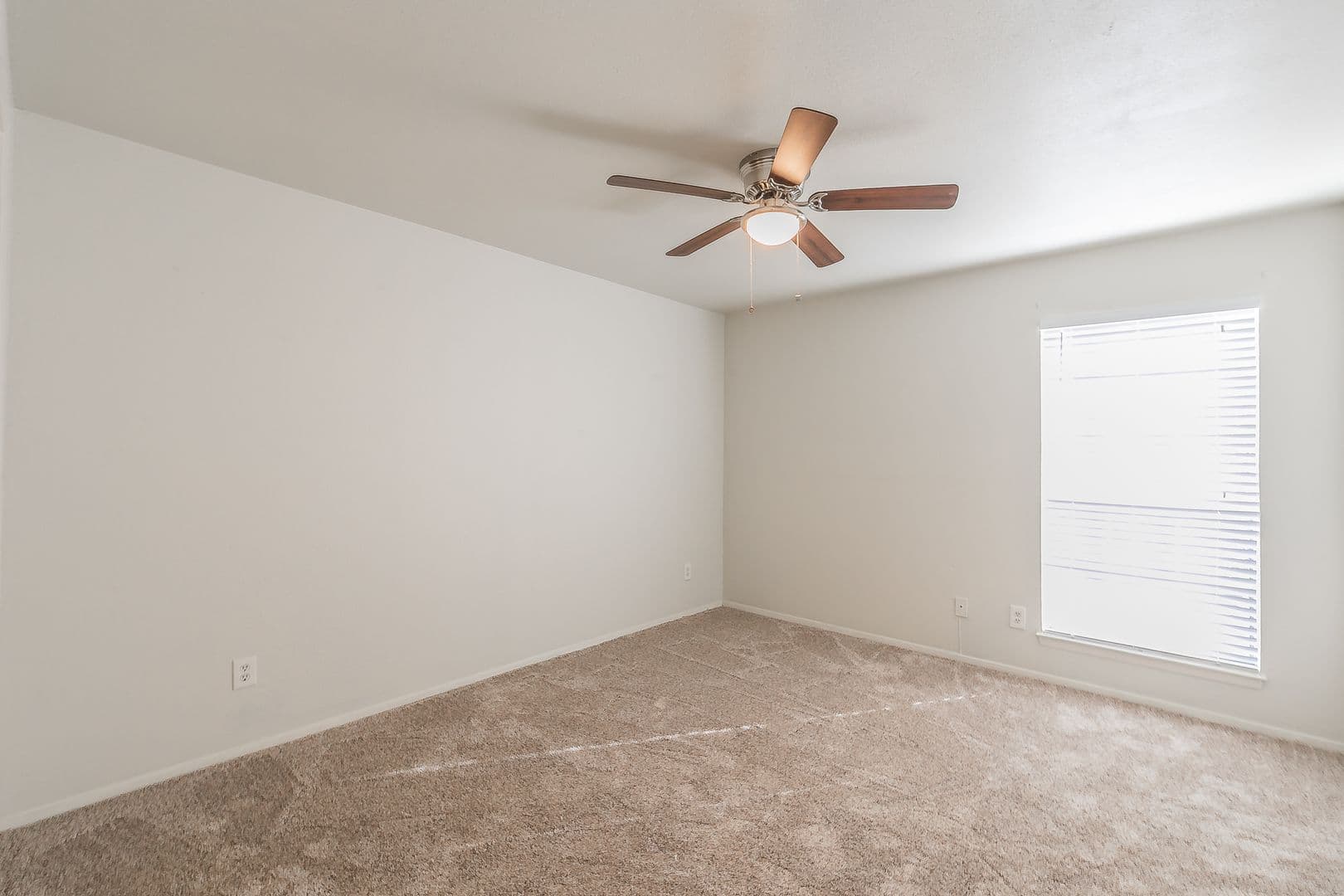 Fort Worth House: 7604 Chapin Road, Unit A