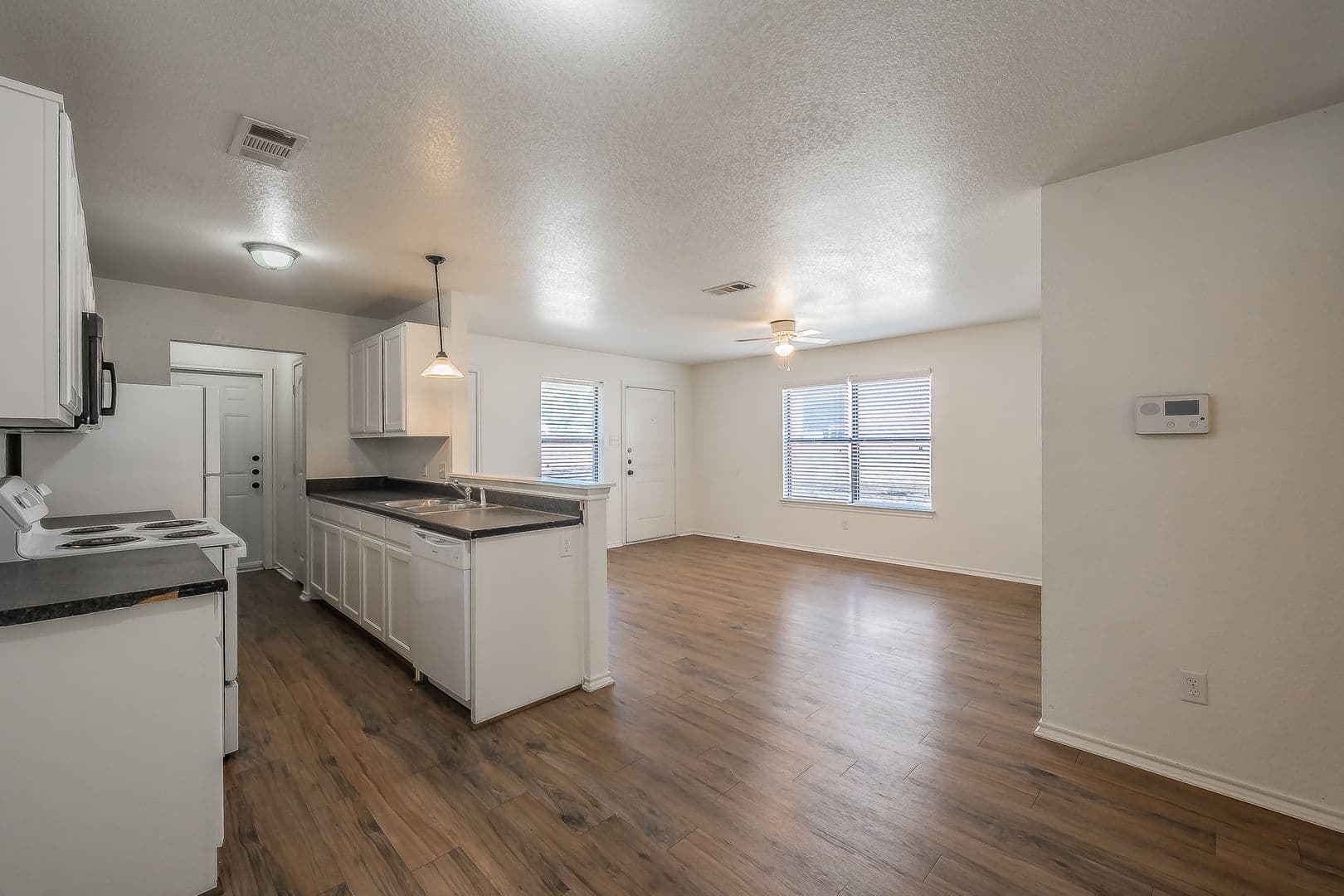 Fort Worth House: 8121 Doreen Ave.