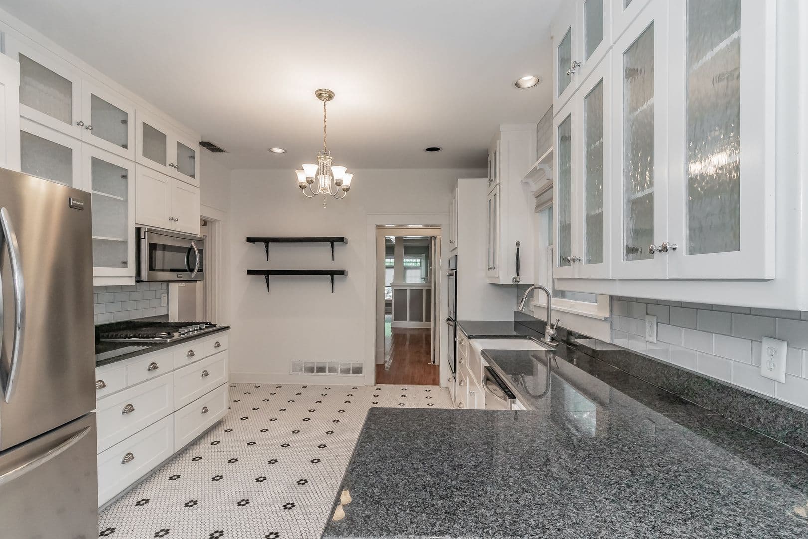 Fort Worth House: 2209 6th Avenue