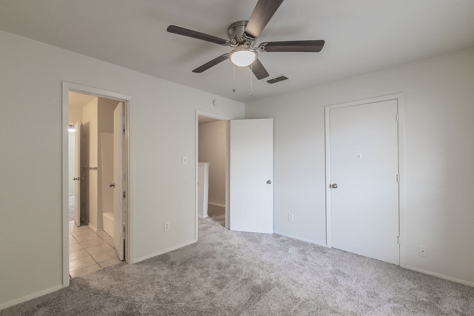Fort Worth House: 7604 Chapin Road, Unit A