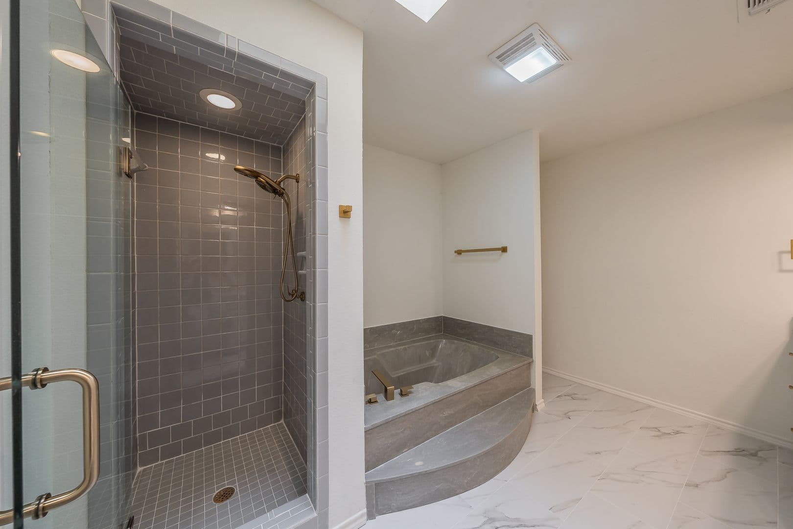 Fort Worth House: 5893 Westhaven Dr.