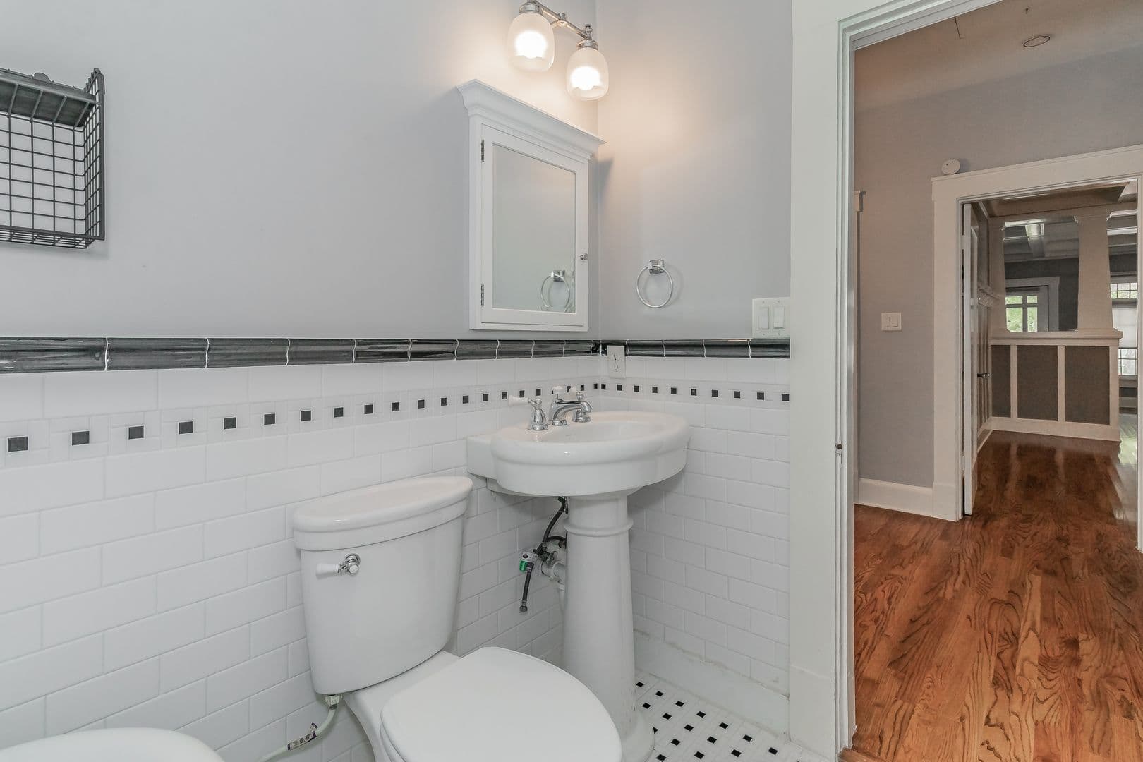 Fort Worth House: 2209 6th Avenue