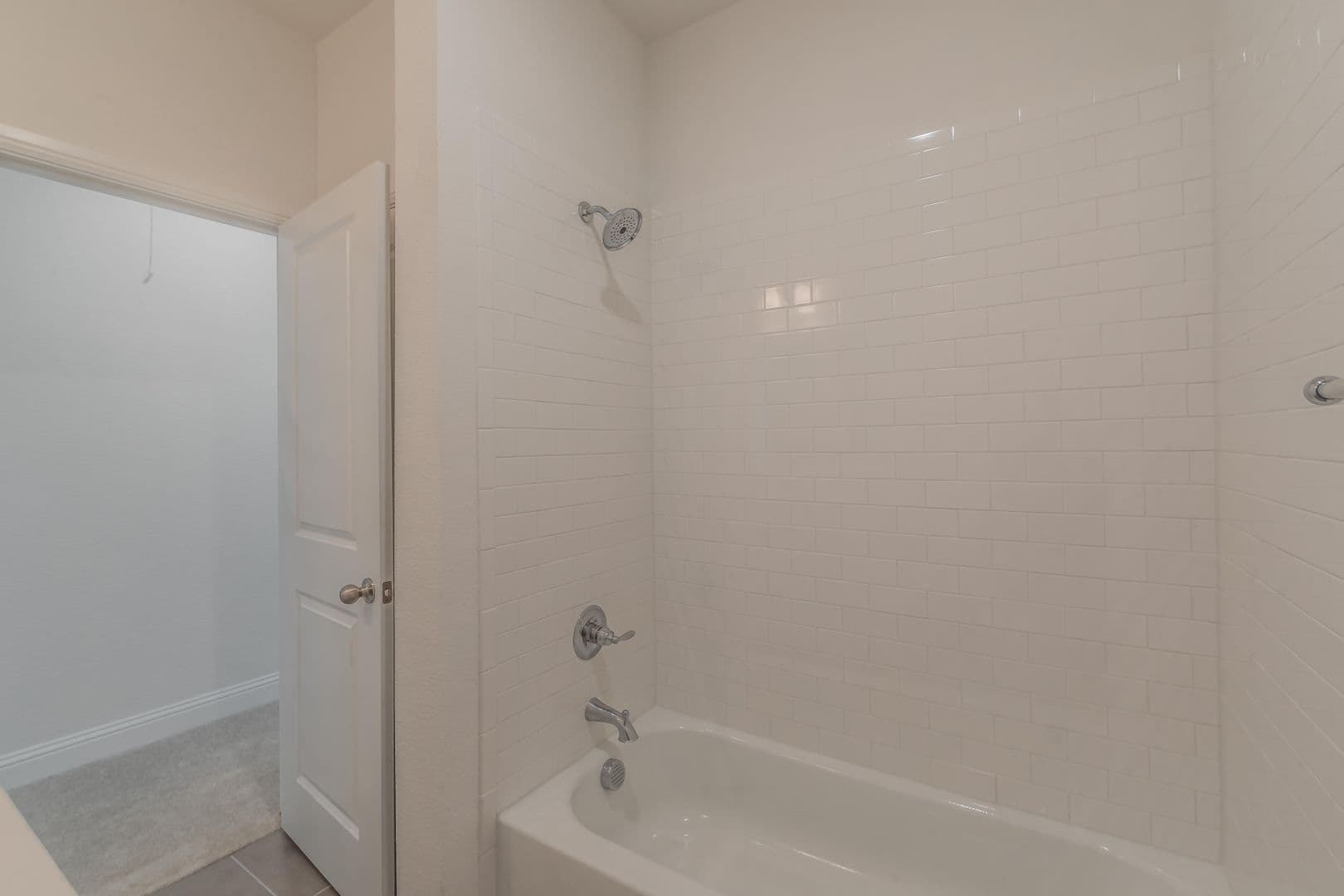 Aledo House: 105 Observation Dr. West