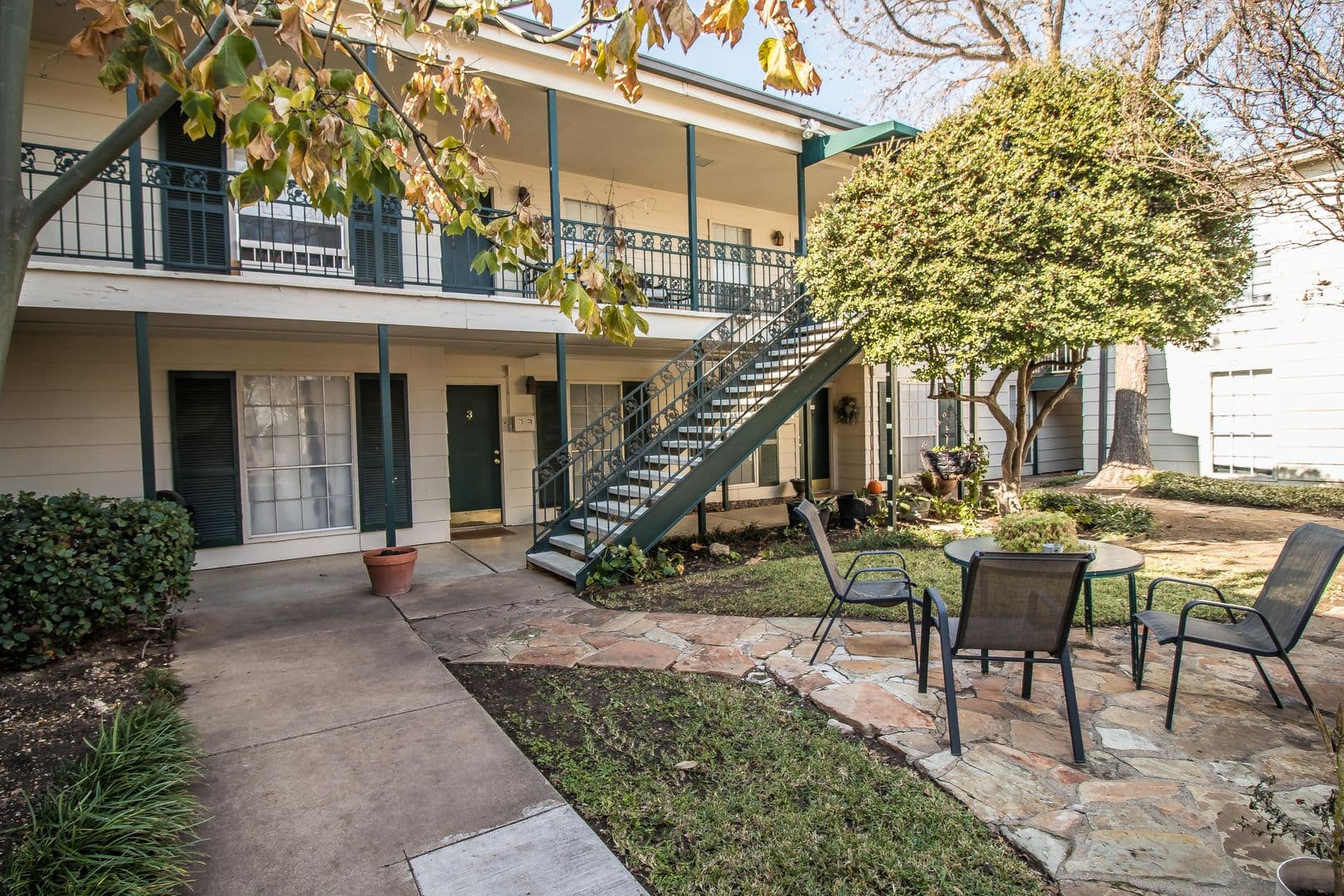 Fort Worth House: 4901 Bryce Ave #A