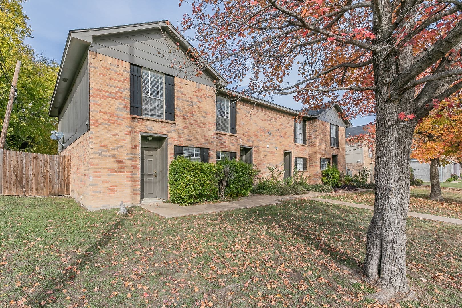 Fort Worth House: 7604 Chapin Road, Unit A