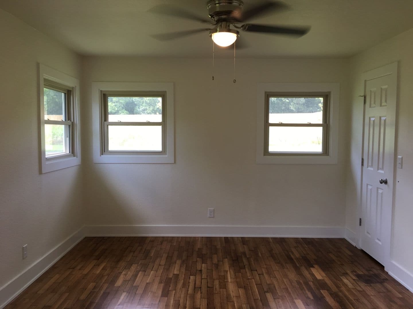 Prairie Grove House: 10857 Danny Bryan Road, B