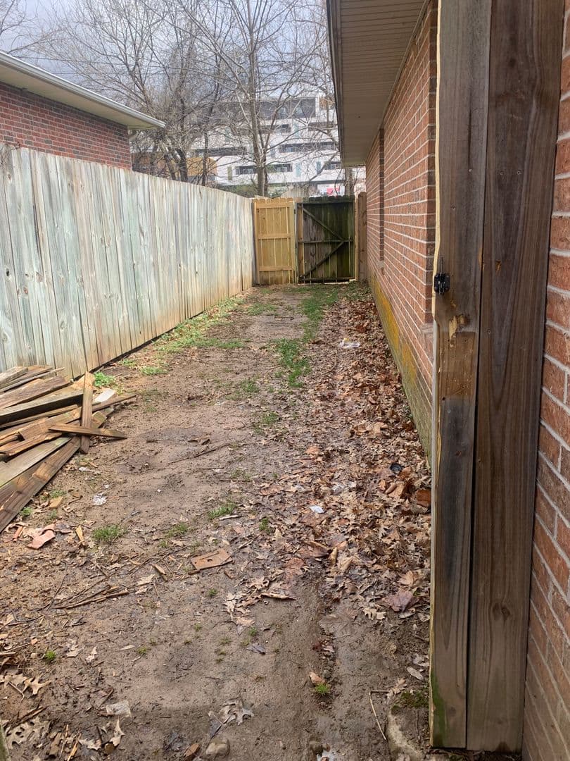 Fayetteville Apartment: S. Julian Ave.
