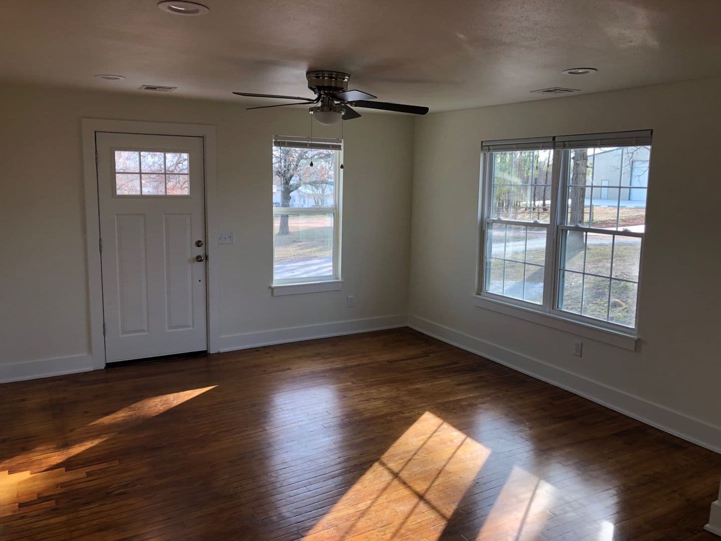 Prairie Grove House: 10857 Danny Bryan Road, A