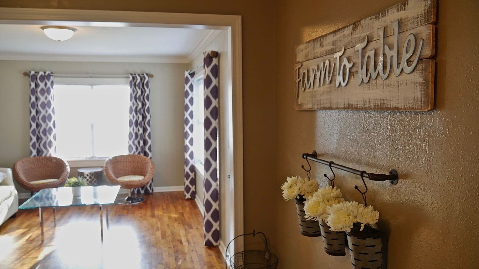 Prairie Grove House: 10857 Danny Bryan Road, C