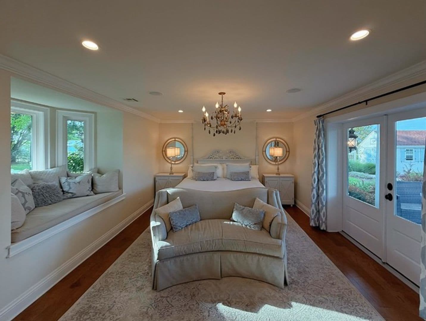 Farmington House: 92 Wesley Stevens Road