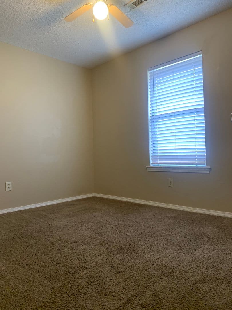 Fayetteville Apartment: S. Julian Ave.