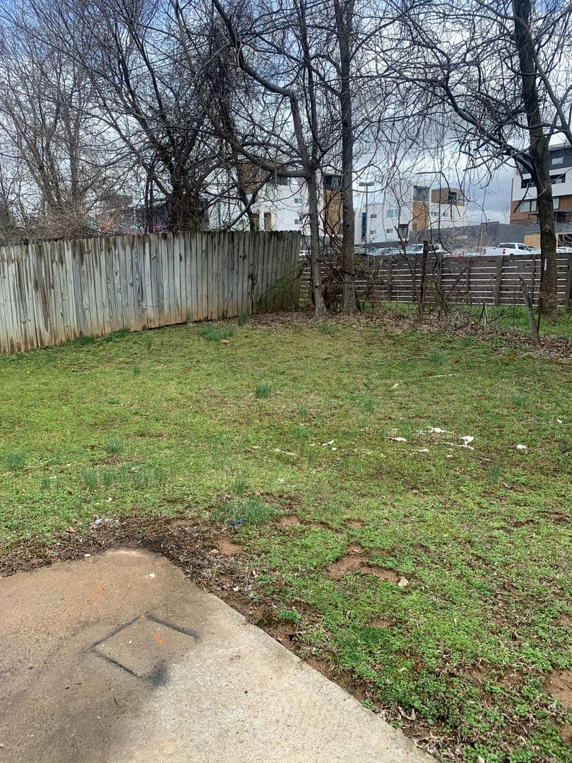 Fayetteville Apartment: S. Julian Ave.