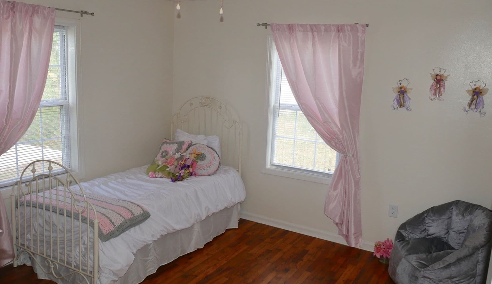 Prairie Grove House: 10857 Danny Bryan Road, C