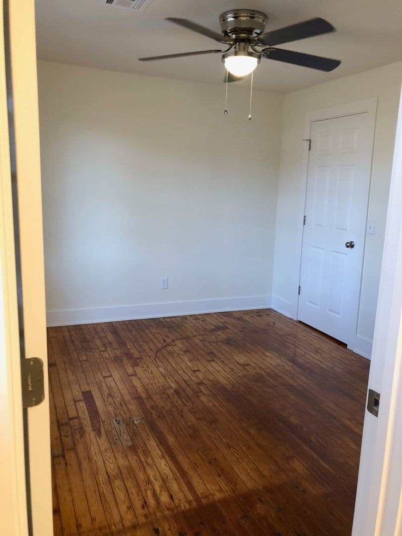 Prairie Grove House: 10857 Danny Bryan Road, A