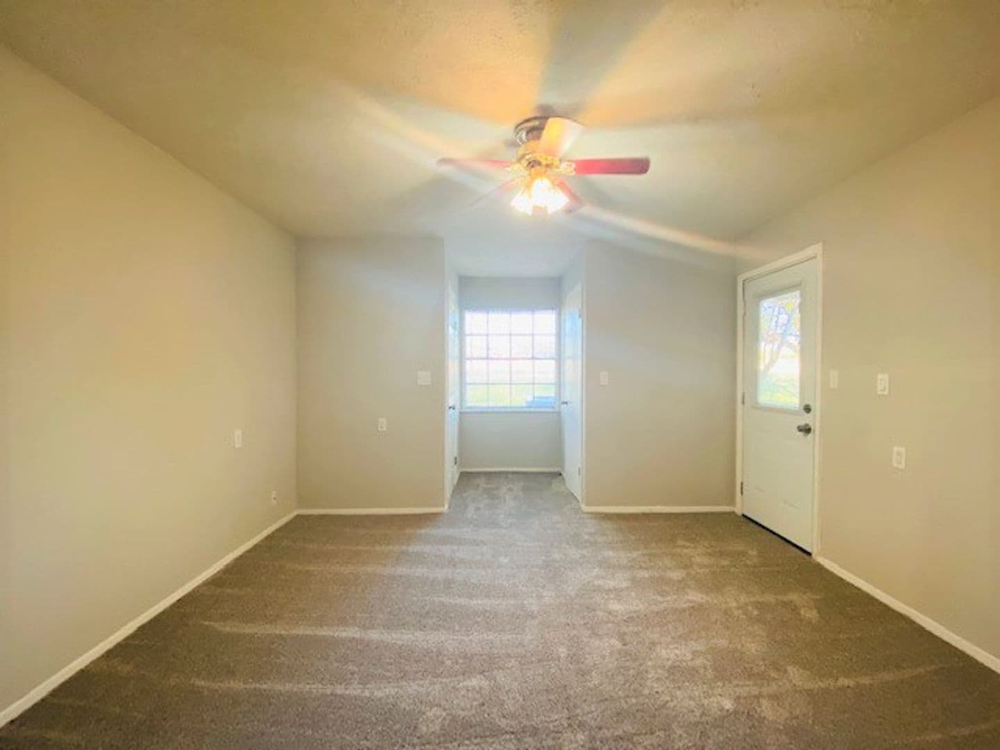 Richmond House: 6923 Jeb Stuart Drive