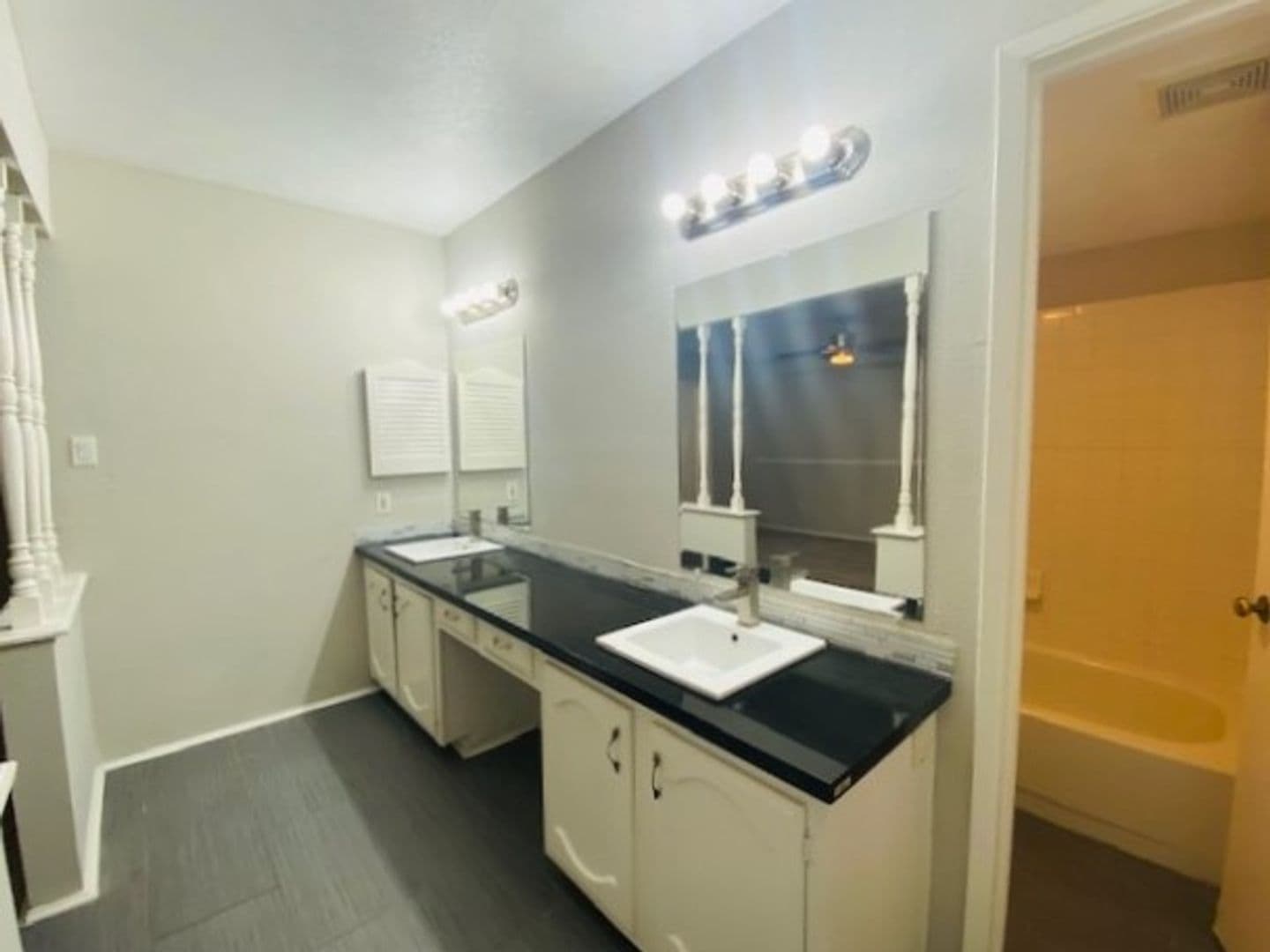 Richmond House: 6923 Jeb Stuart Drive