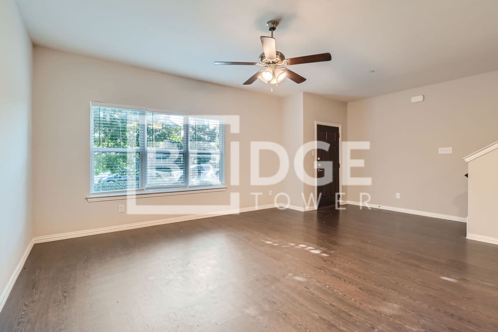 Lewisville House: 1316 Lake Crest Lane
