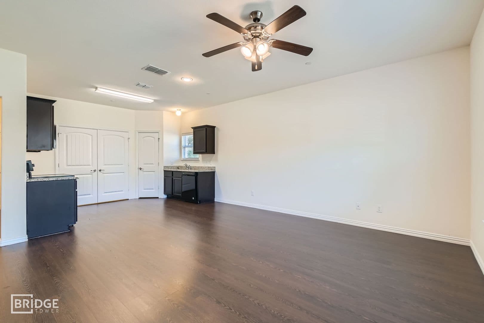 Lewisville House: 1412 Lake Crest Lane