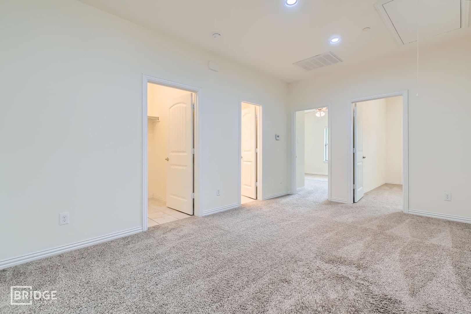 Lewisville House: 1349 Lake Crest Lane