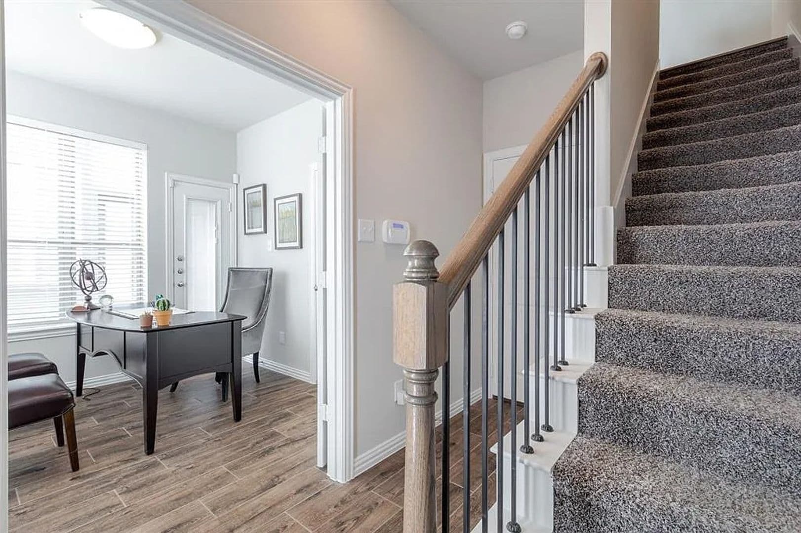 McKinney Townhome: 301 E Lamar Street