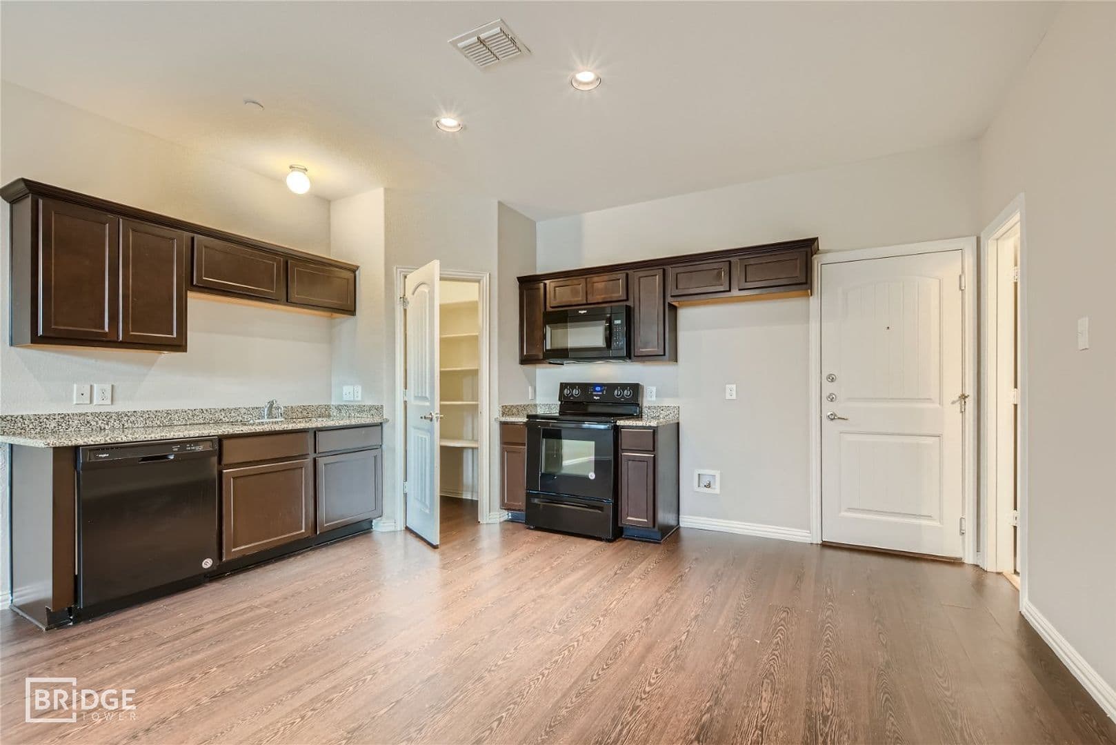Lewisville House: 1312 Lake Crest Lane