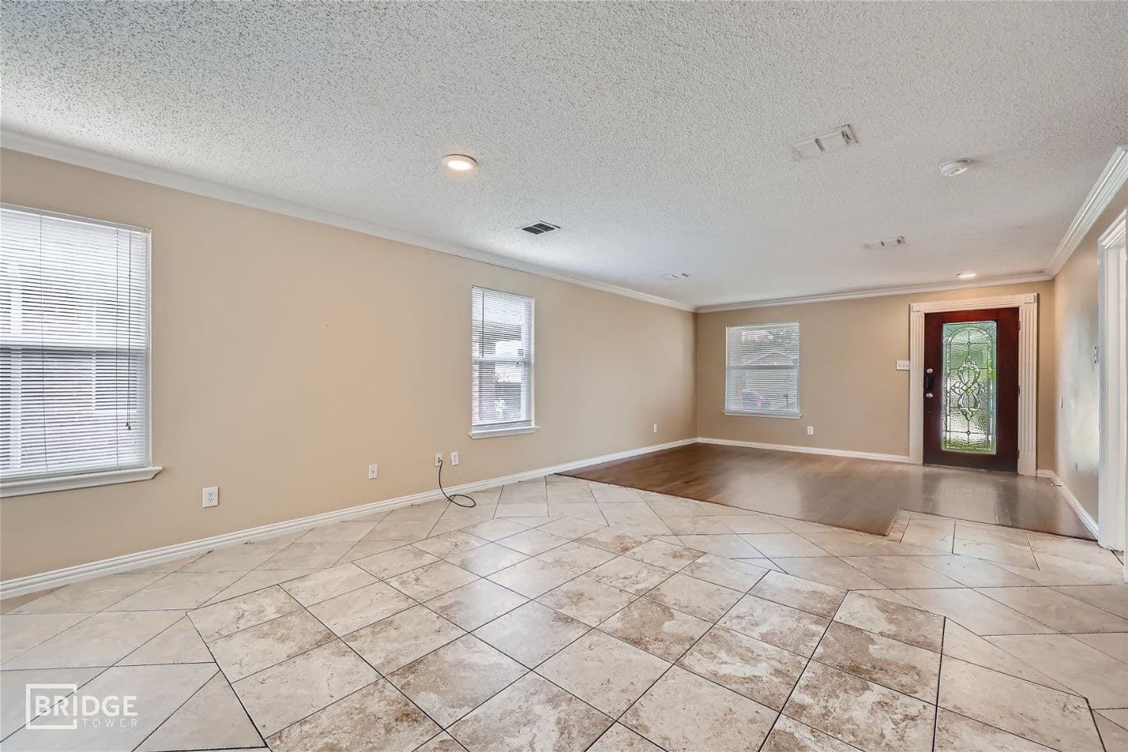 Little Elm House: 1621 Dragonback Pass