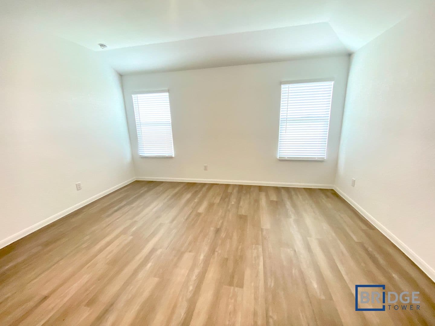 Seguin House: 2720 Coral Valley