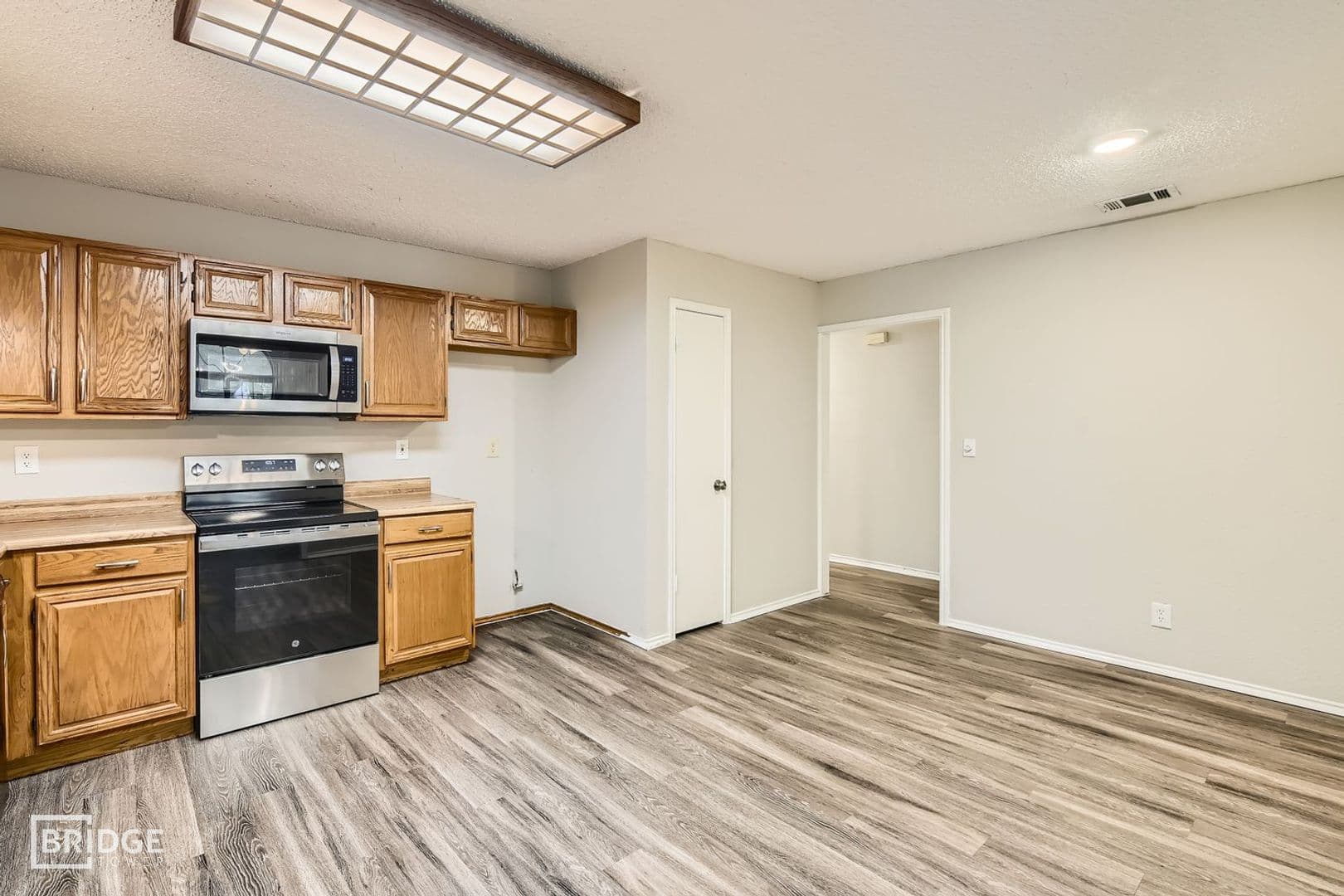 Keller House: 220 Dodge Trail