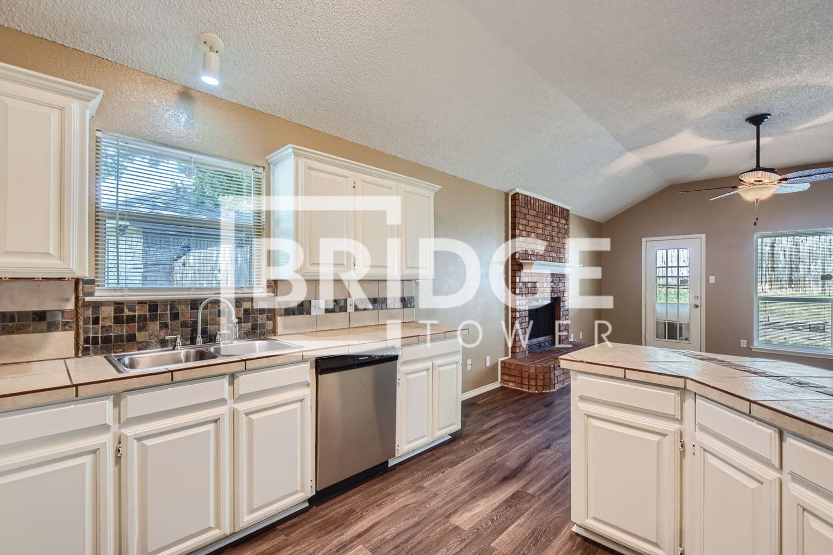 Fort Worth House: 409 Kelley Court