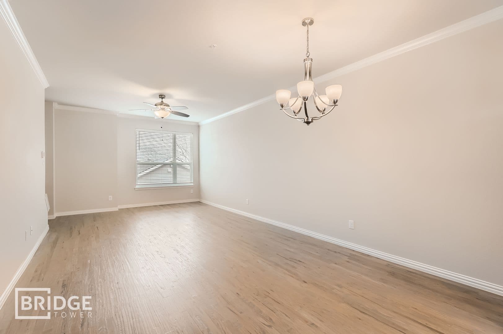 McKinney Townhome: 301 E Lamar Street