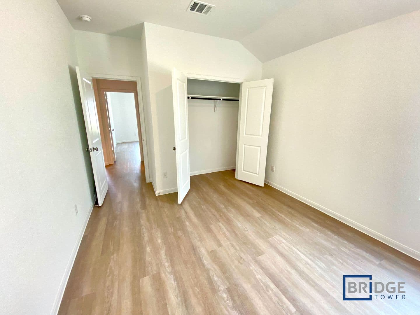 Seguin House: 2720 Coral Valley