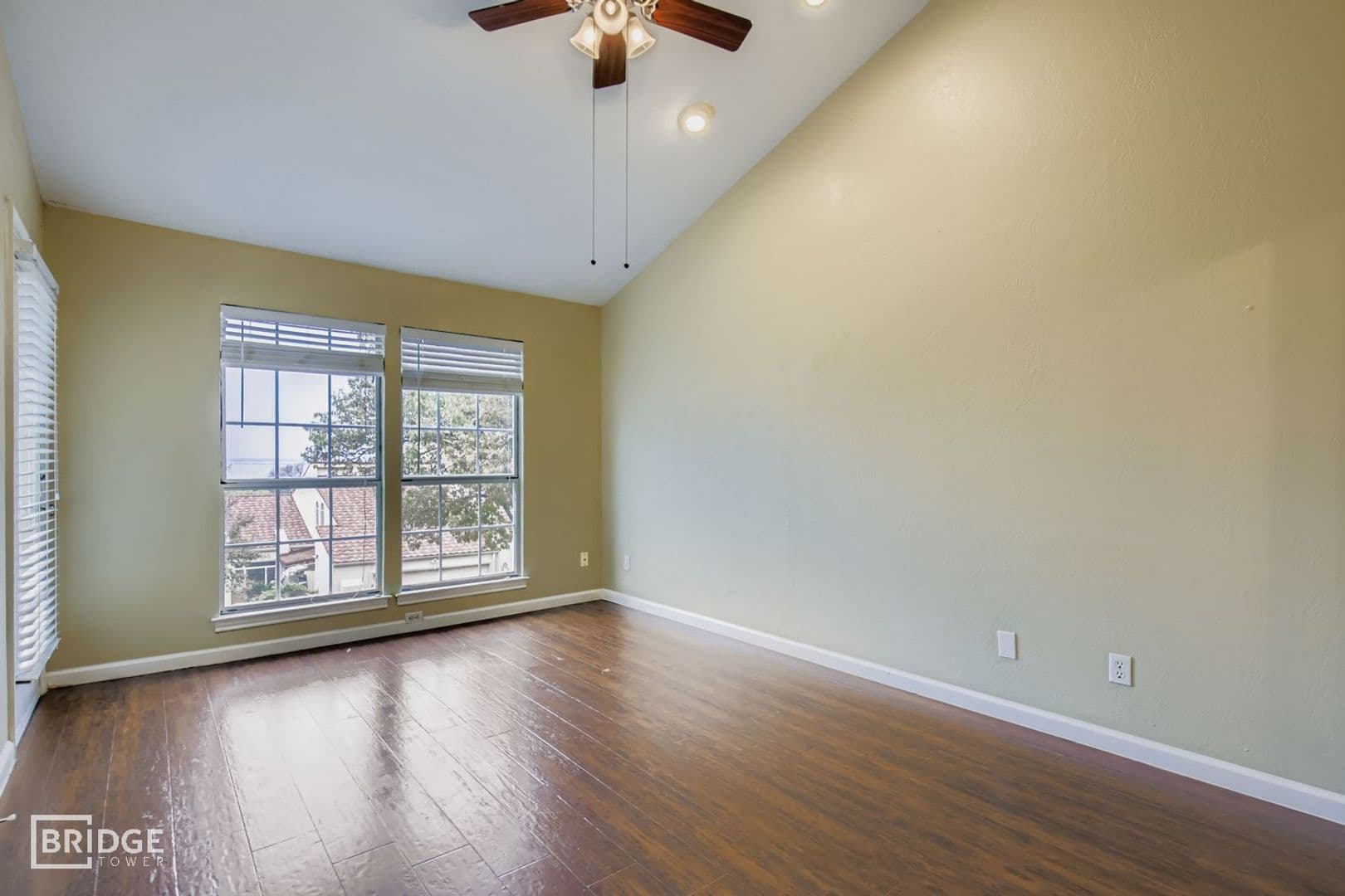 Rockwall House: 3323 Augusta Boulevard