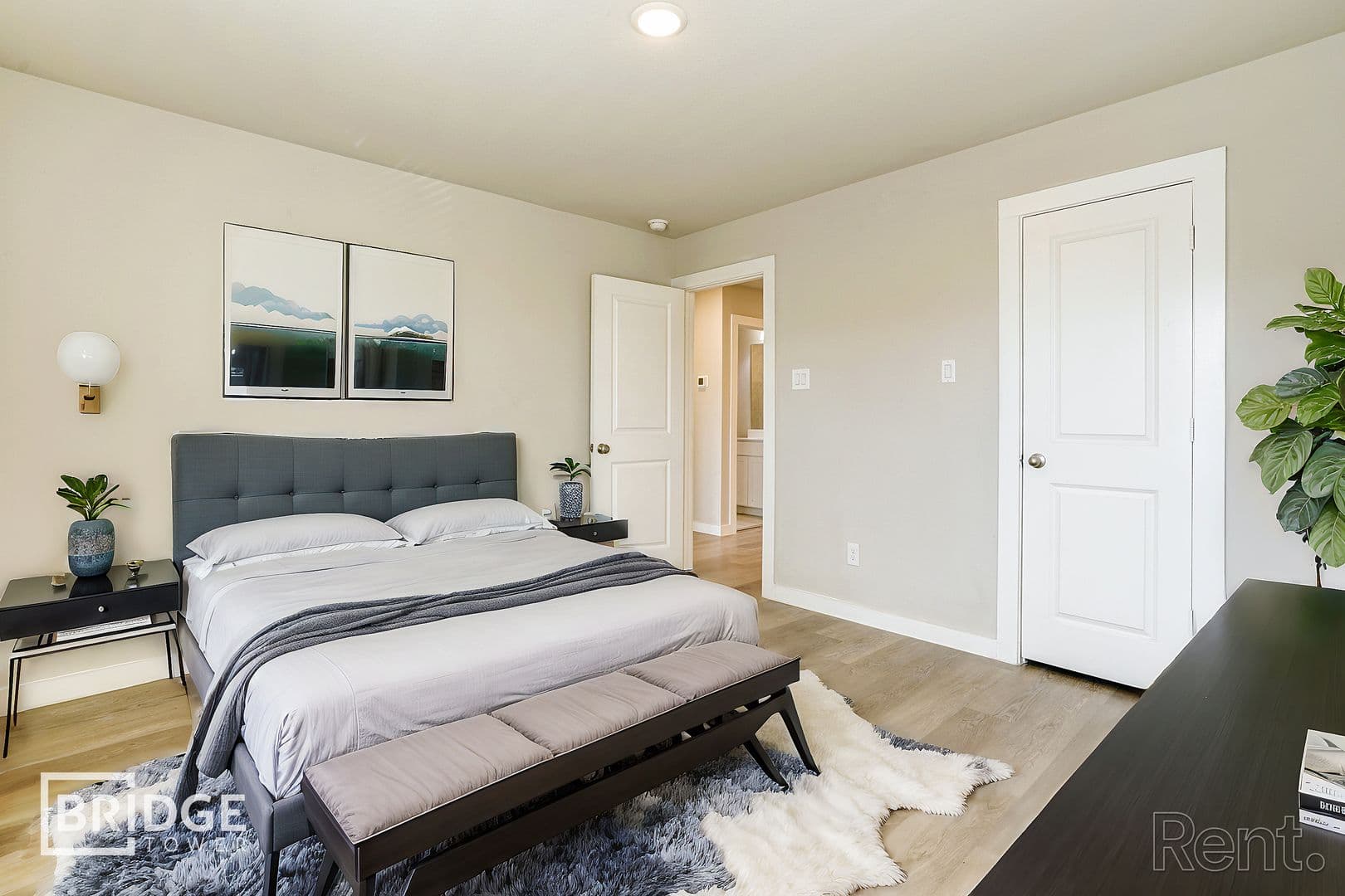 Crowley House: 4136 Tobin Drive