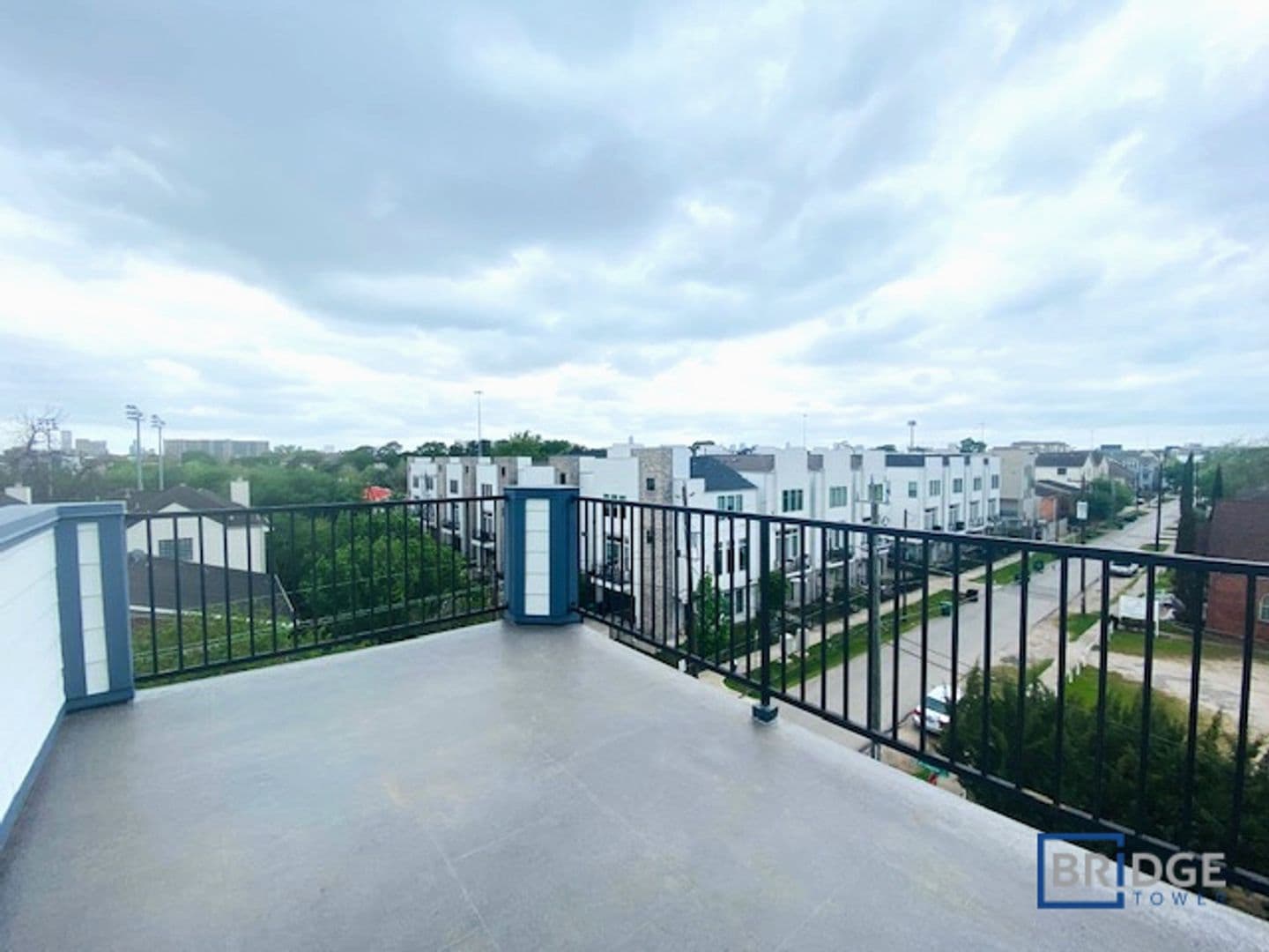 Houston House: 2202 Arabelle Street