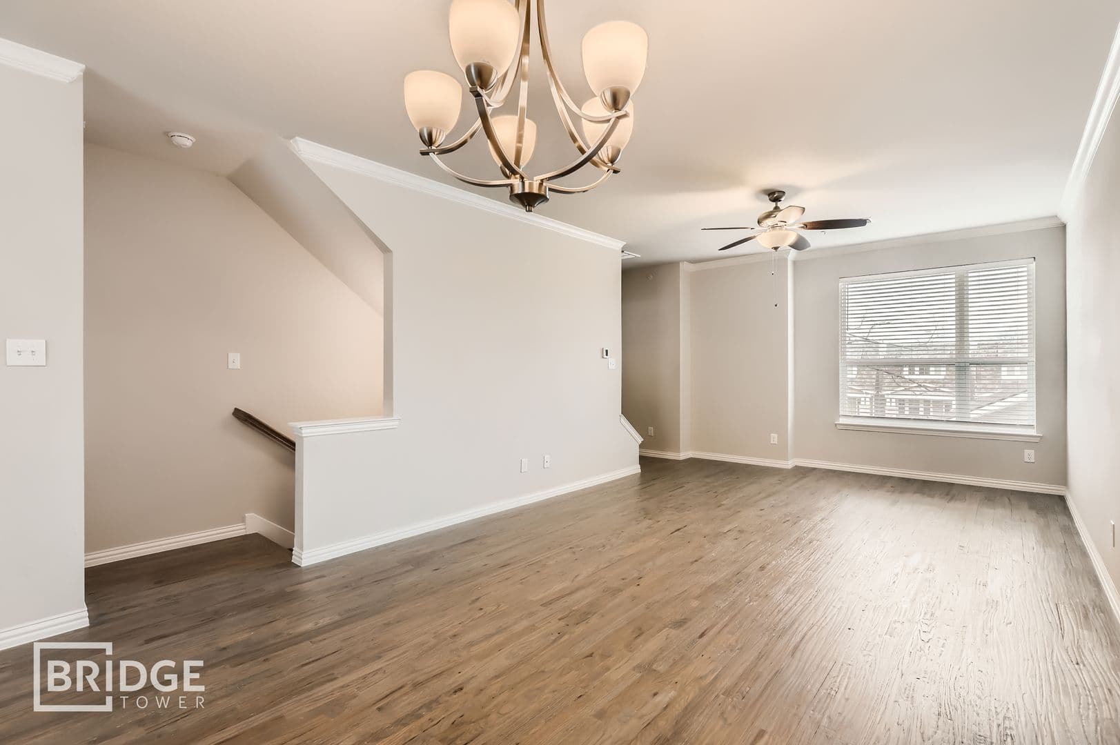 McKinney Townhome: 301 E Lamar Street