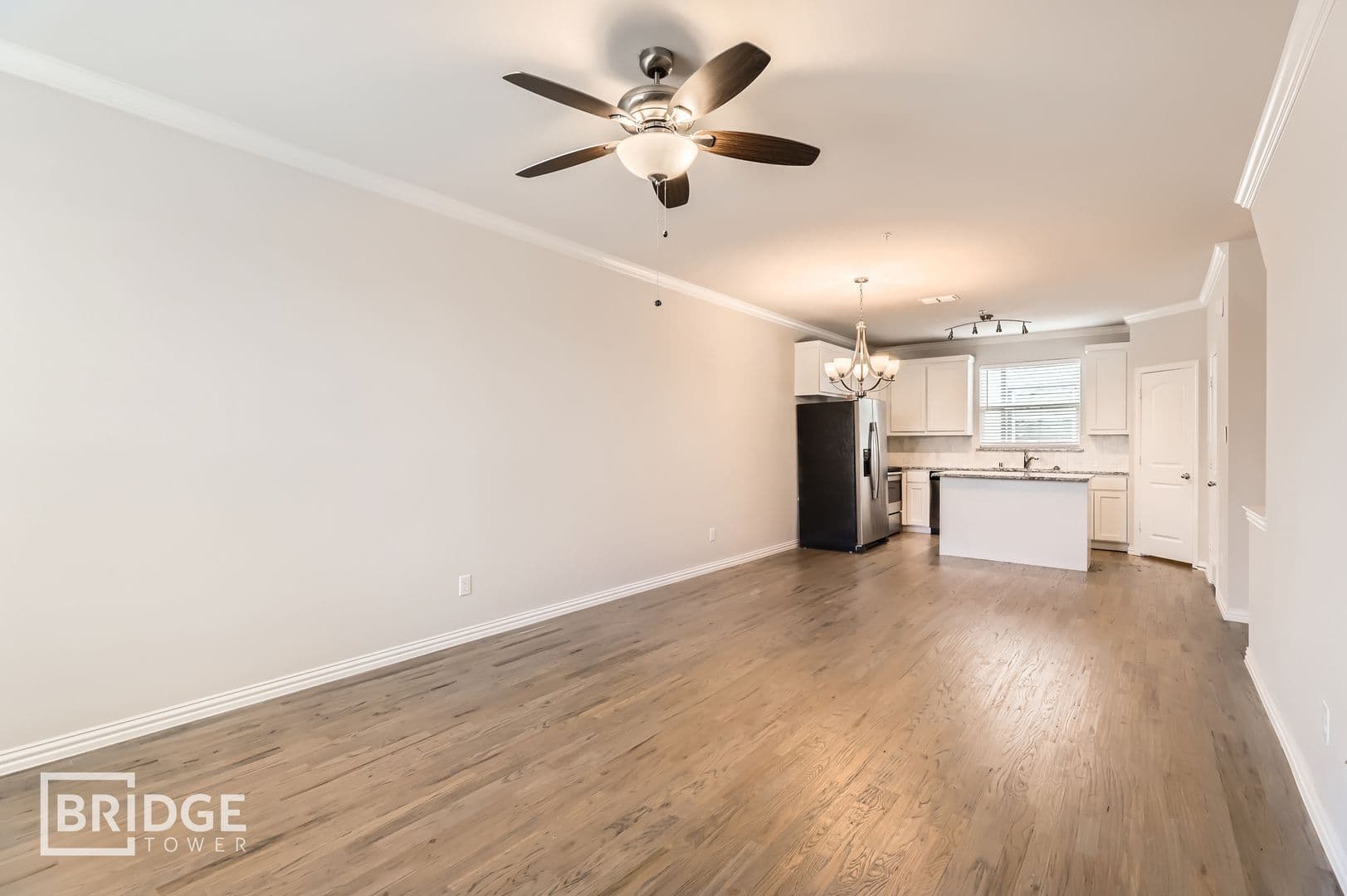 McKinney Townhome: 301 E Lamar Street