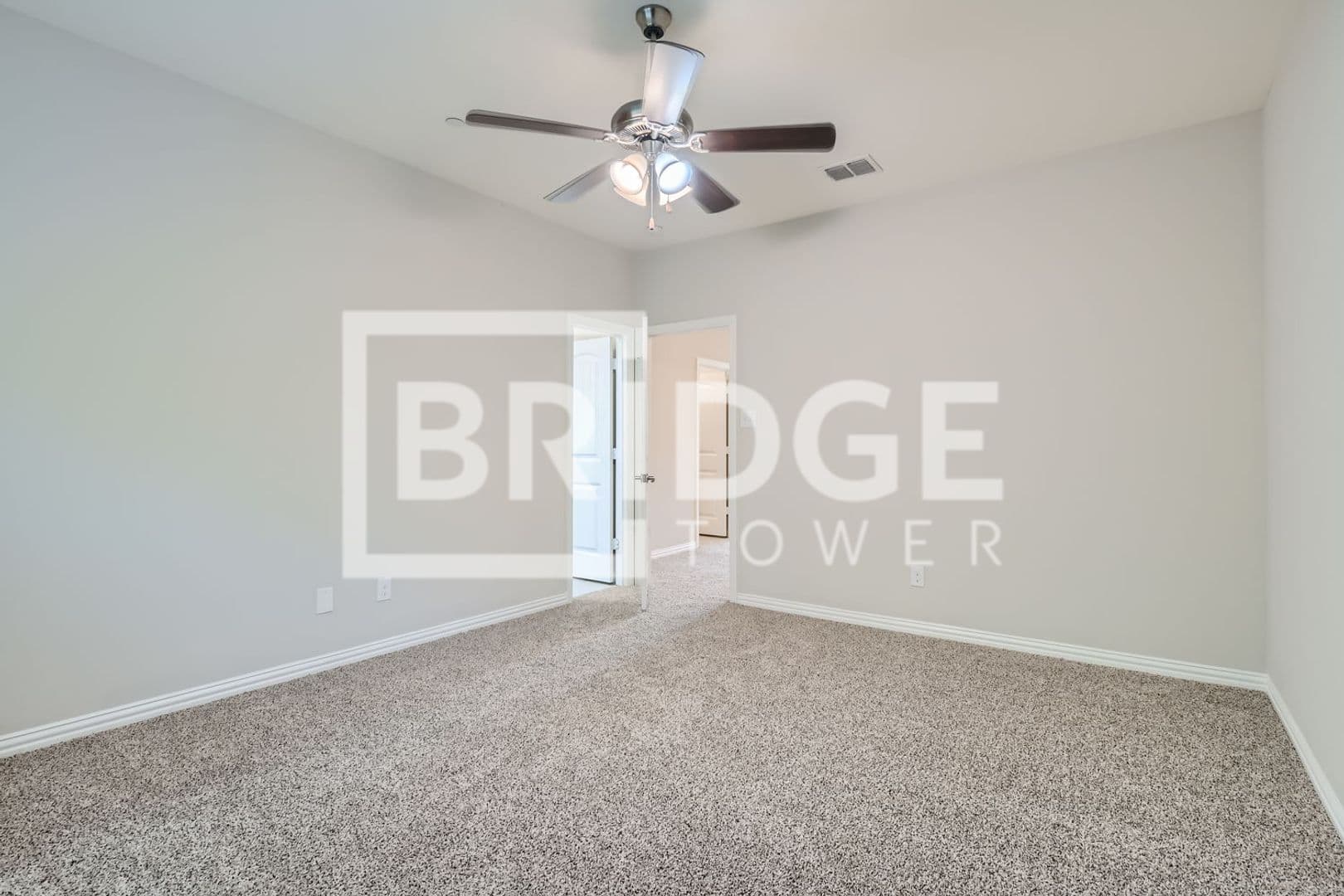 Lewisville House: 1316 Lake Crest Lane