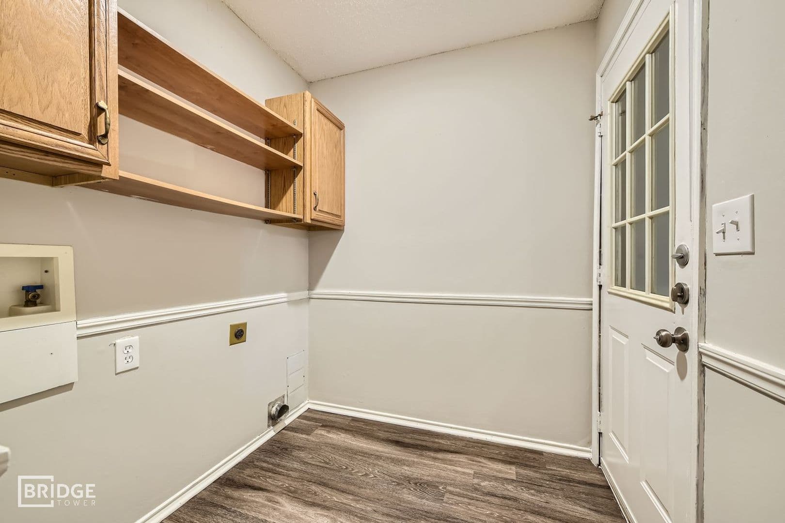 Keller House: 220 Dodge Trail