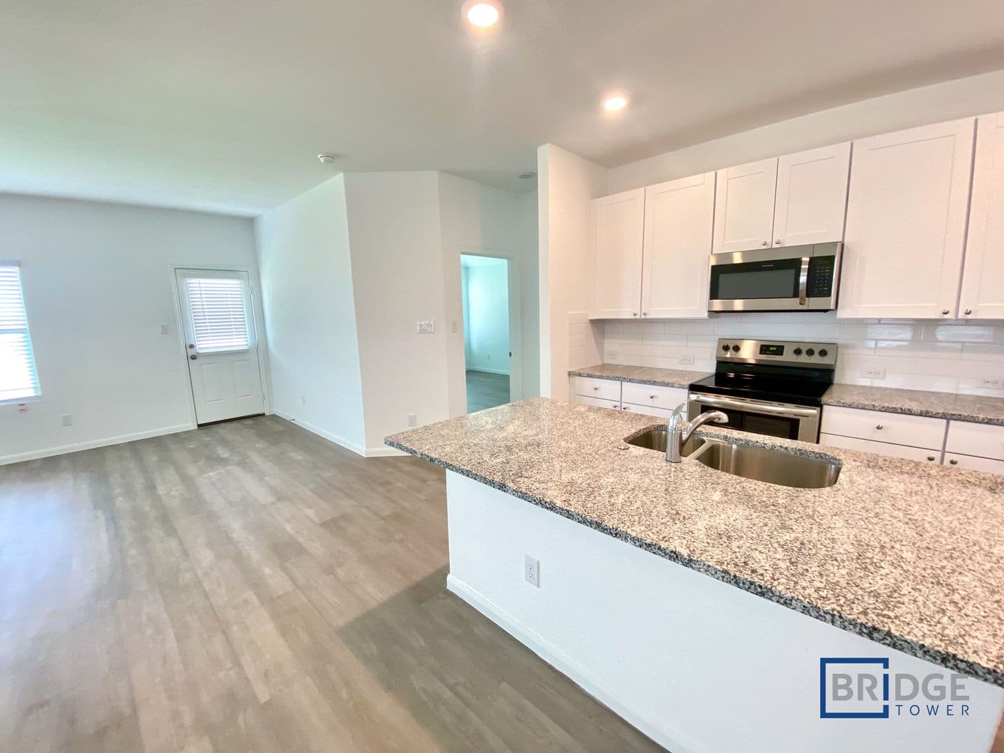 Seguin House: 2720 Coral Valley