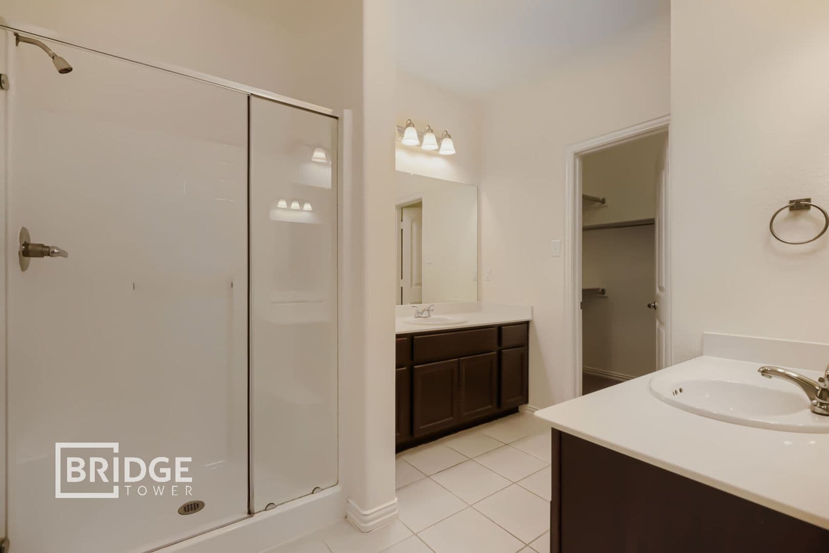 Lewisville House: 1317 Lake Crest Lane