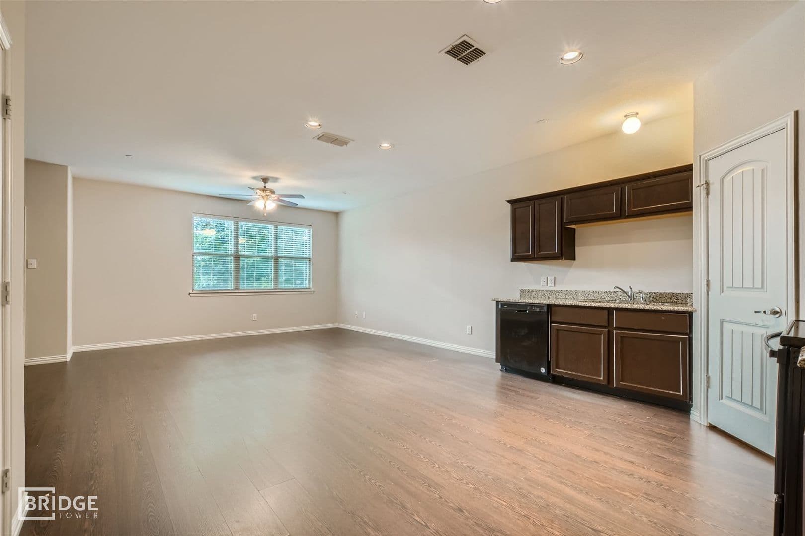 Lewisville House: 1312 Lake Crest Lane
