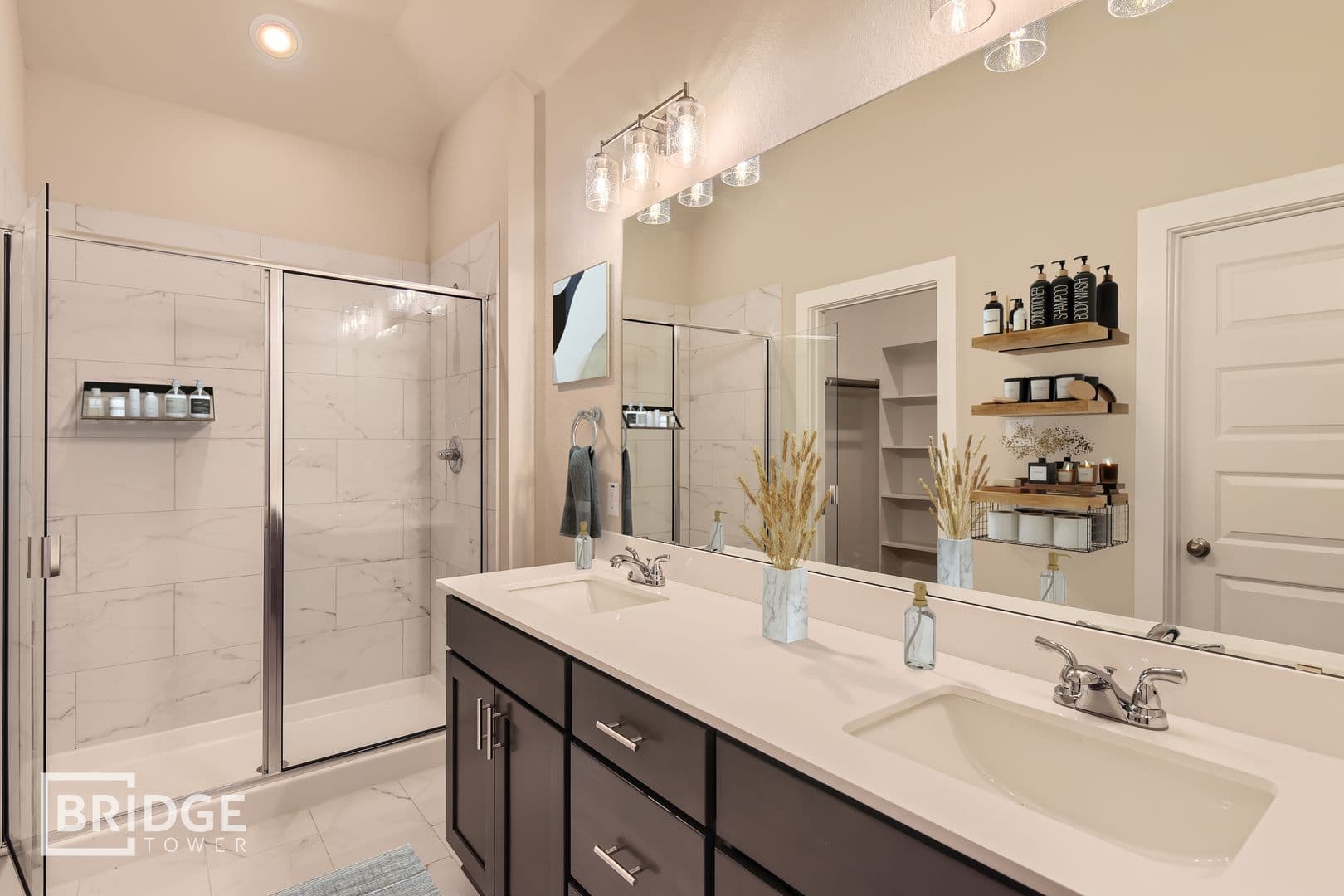 Temple House: 516 Hayfield Lane