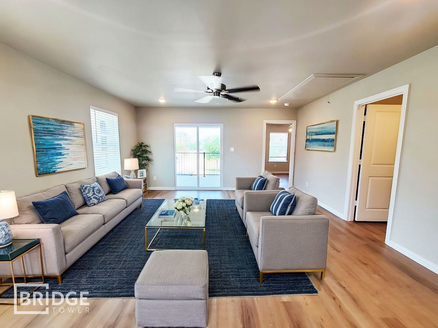 Burleson House: 1004 W Golden Lane