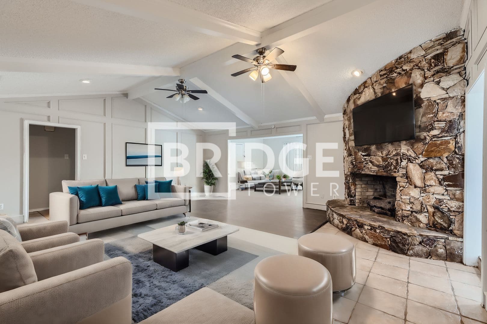 Rowlett House: 106 Cedar View Drive