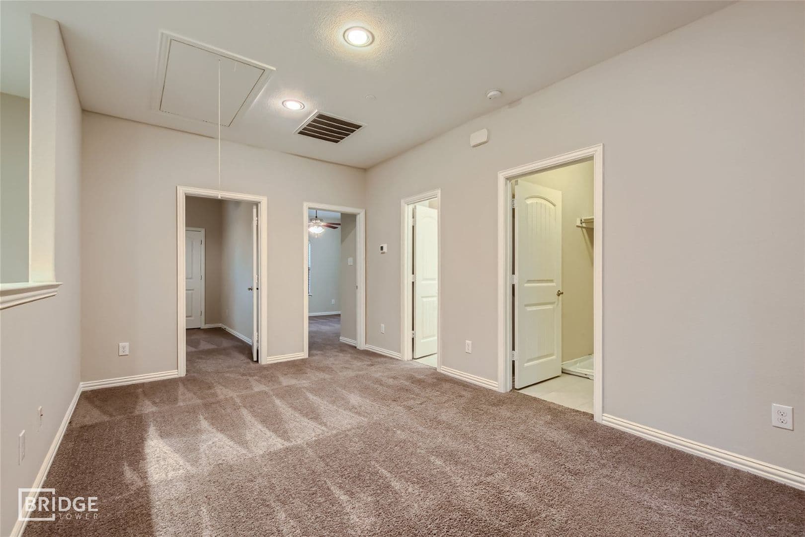 Lewisville House: 1312 Lake Crest Lane