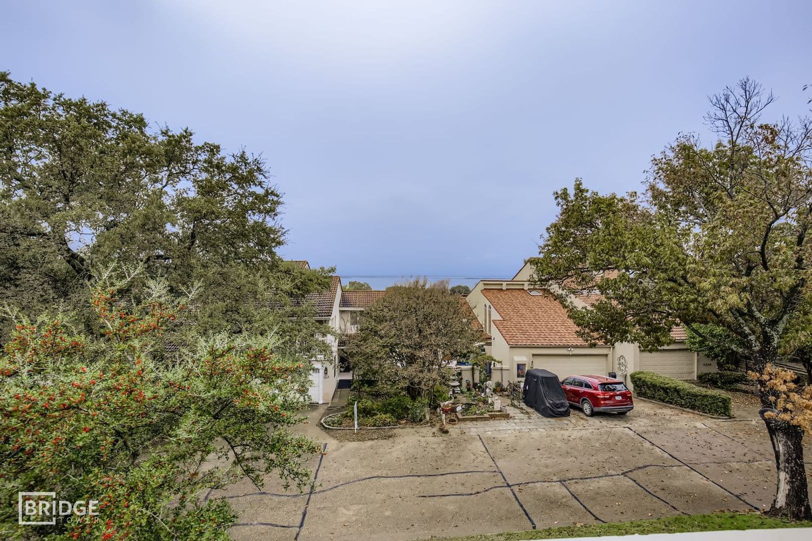 Rockwall House: 3323 Augusta Boulevard