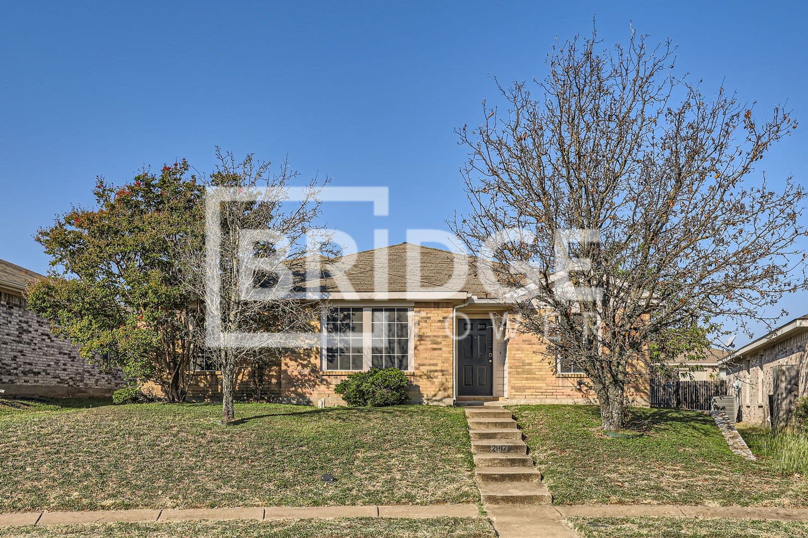 Lancaster House: 2817 Mcintosh Court