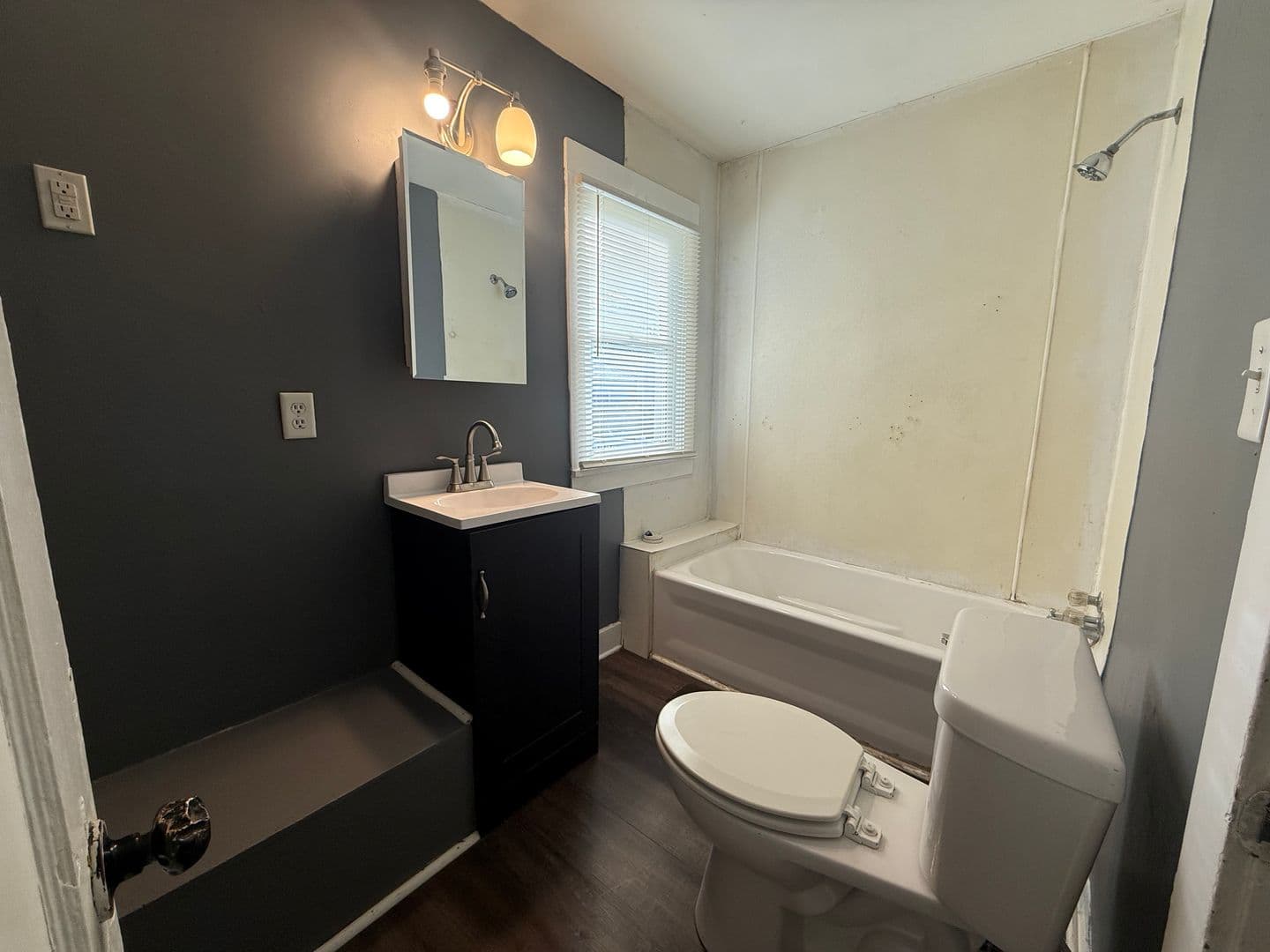 East Moline House: 2310 3rd St