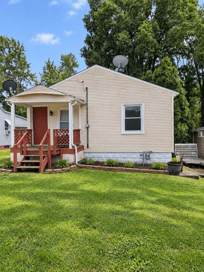 East Moline House: 1808 28th Ave